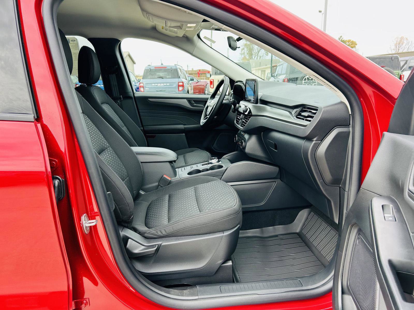 New 2026 Ford Escape Active w/ Cold Weather Package image 33