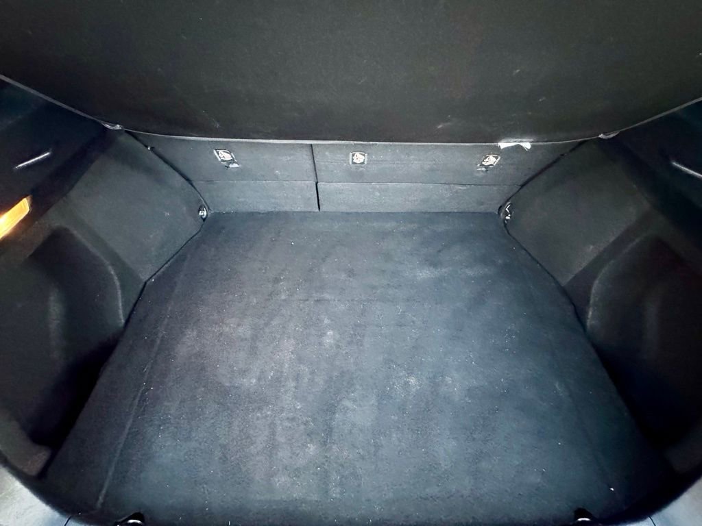 Used 2018 Toyota C-HR XLE image 10