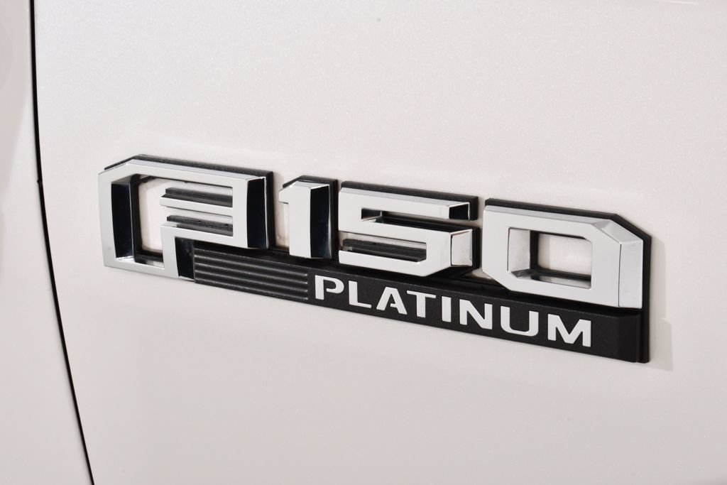 Used 2016 Ford F150 Platinum w/ Equipment Group 701A Luxury AWD/4WD image 16