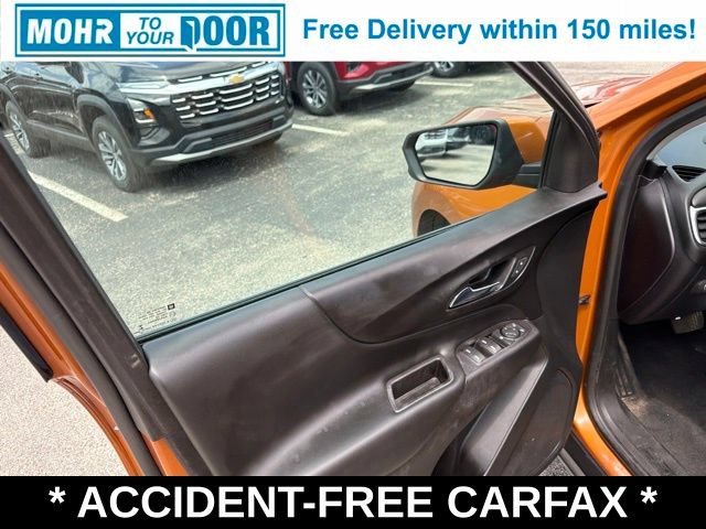 Used 2018 Chevrolet Equinox LT FWD image 12