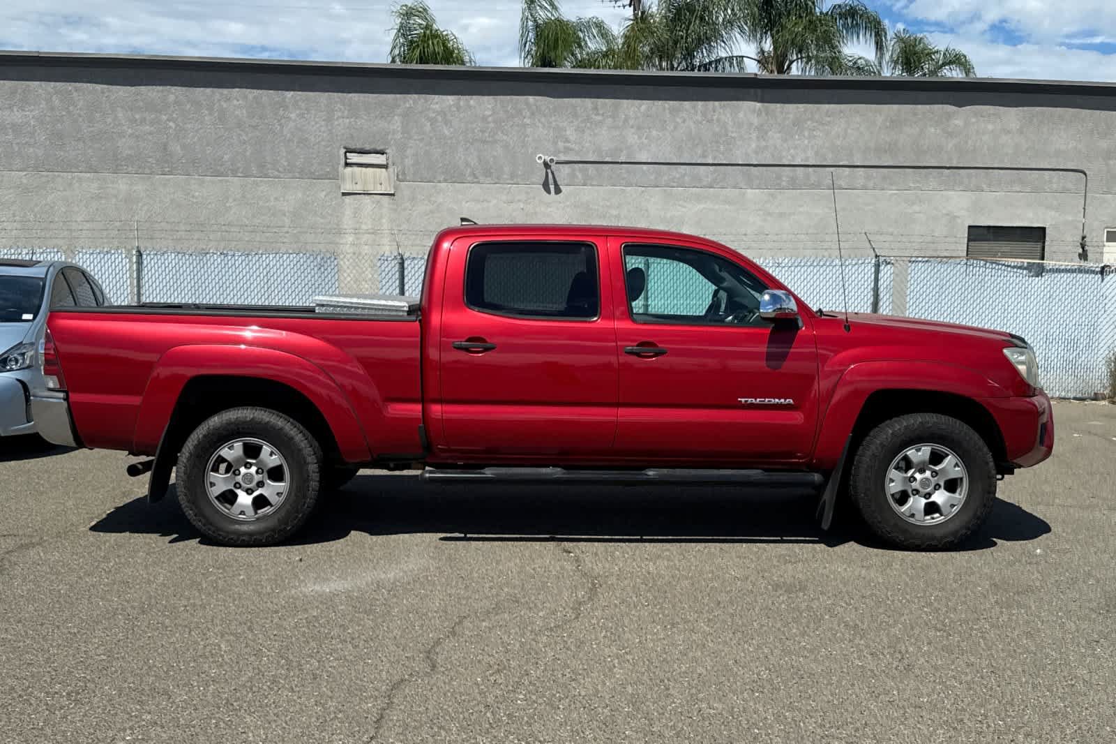 Used 2014 Toyota Tacoma PreRunner w/ SR5 Package RWD image 6