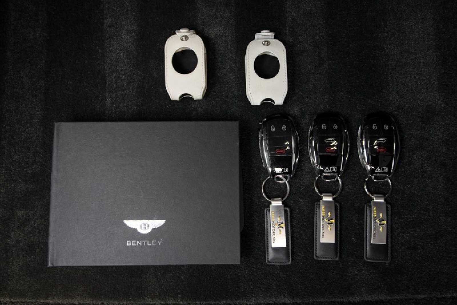 Used 2023 Bentley Bentayga Extended Wheelbase image 81