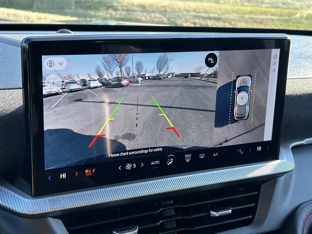 Used 2025 Ford Explorer ST-Line w/ ST-Line Street Pack image 27