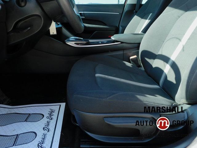 Used 2023 Hyundai Sonata SE image 9