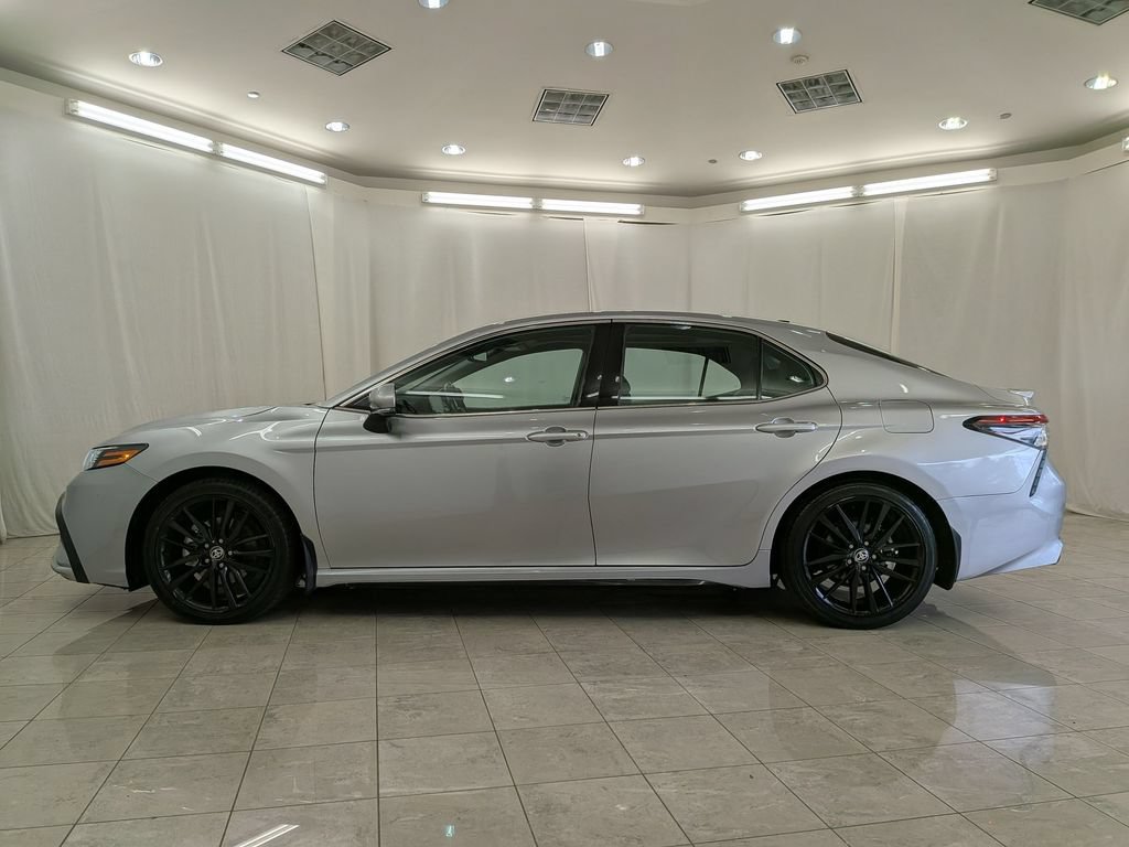 Used 2024 Toyota Camry XSE FWD image 5