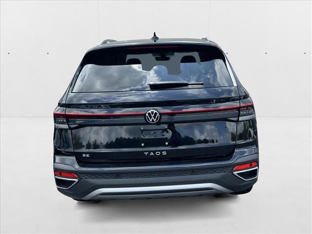 New 2025 Volkswagen Taos SE image 6