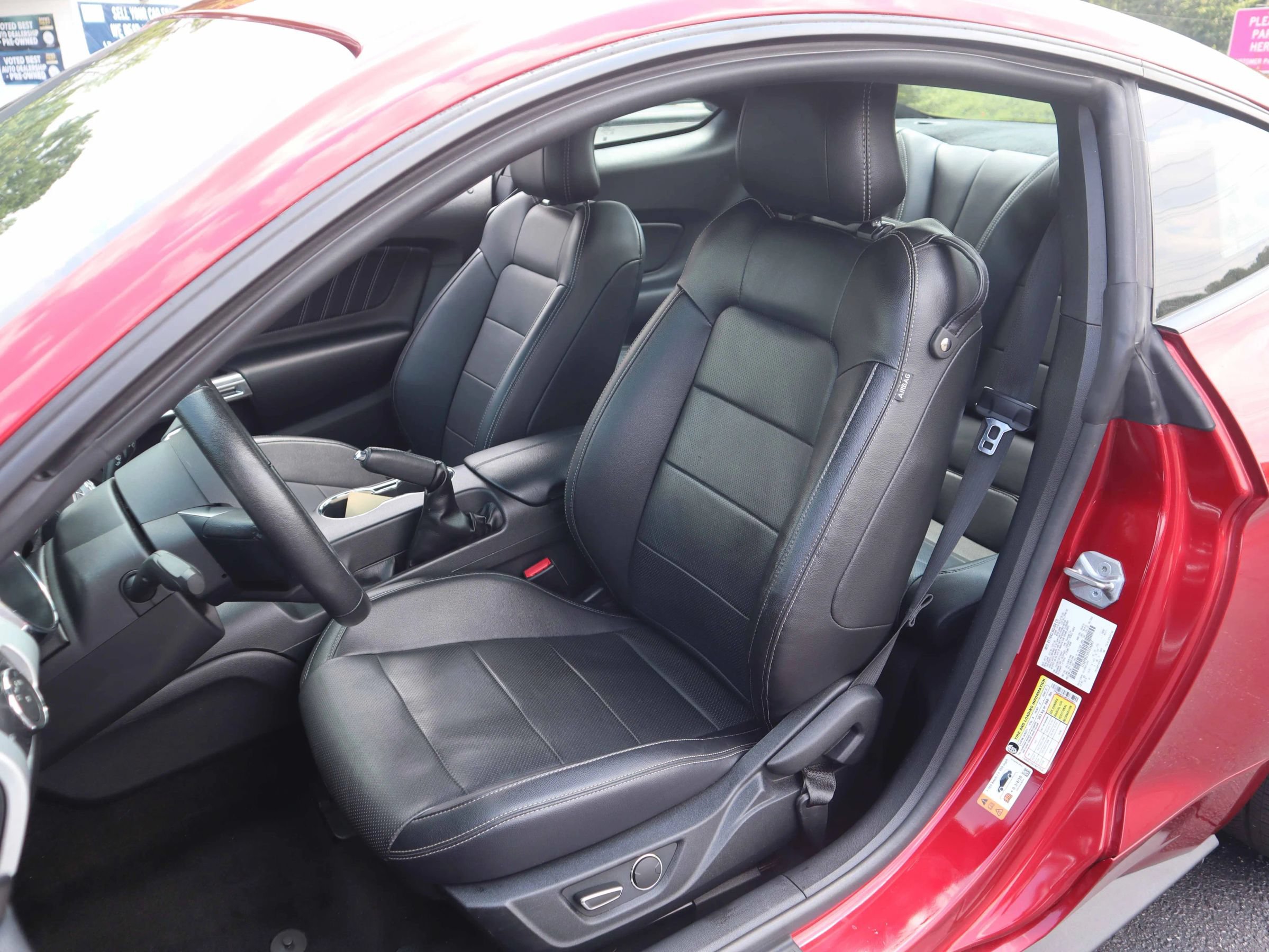 Used 2017 Ford Mustang GT Premium RWD image 2