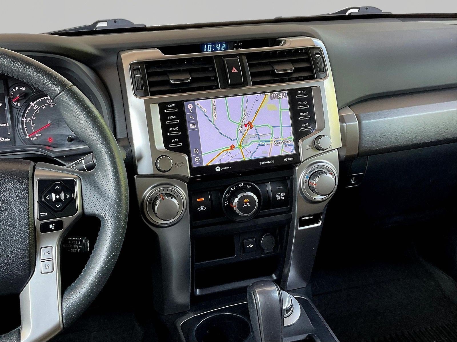 Used 2022 Toyota 4Runner SR5 Premium w/ Moonroof Package AWD/4WD image 9