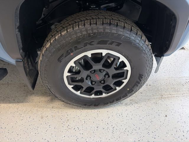 New 2026 Toyota Tacoma TRD Off-Road AWD/4WD image 13