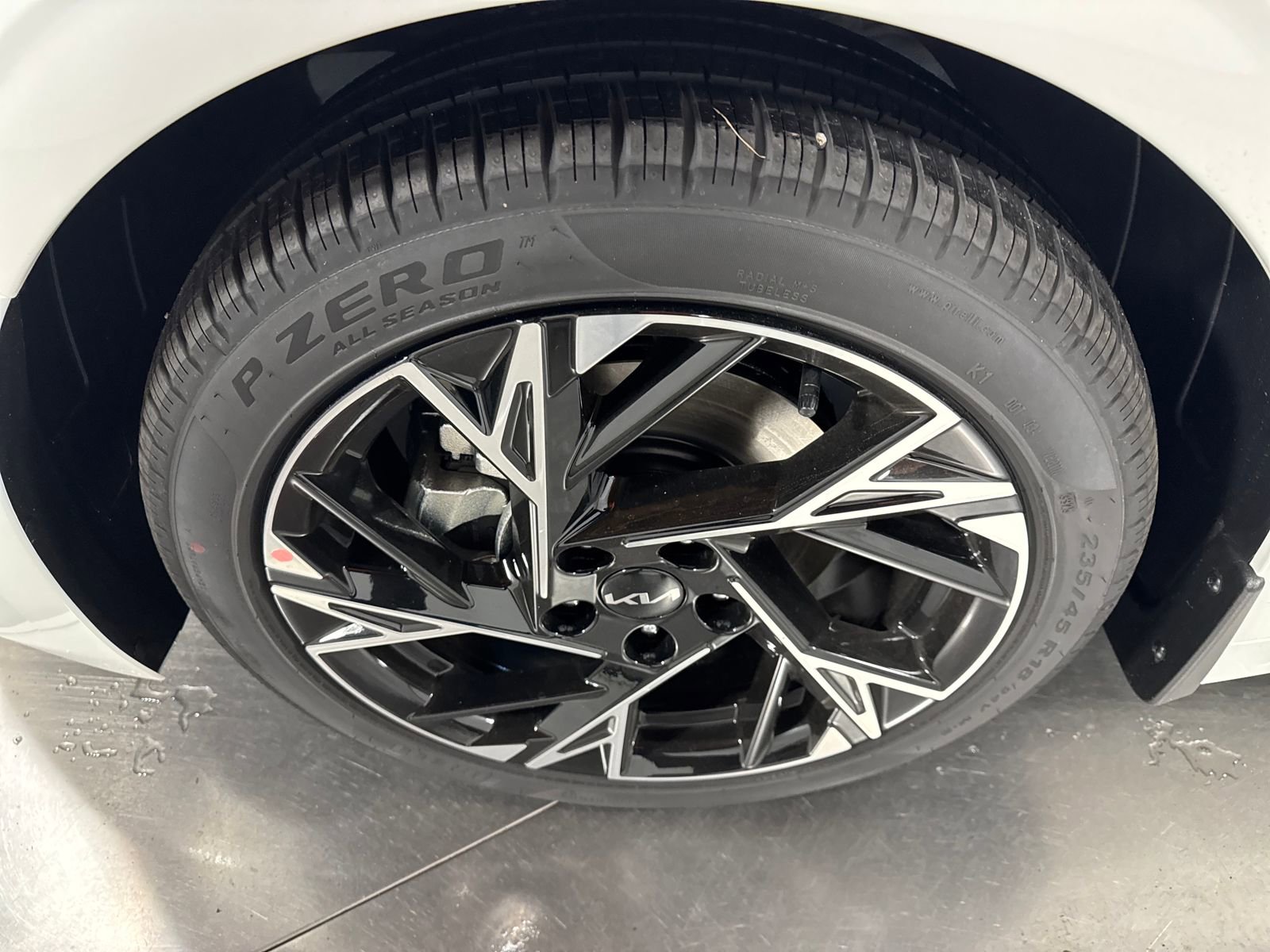 New 2026 Kia K5 GT-Line image 9