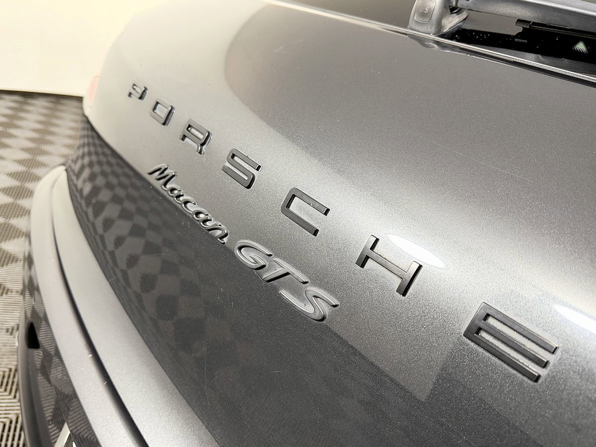 Used 2017 Porsche Macan GTS AWD/4WD image 11