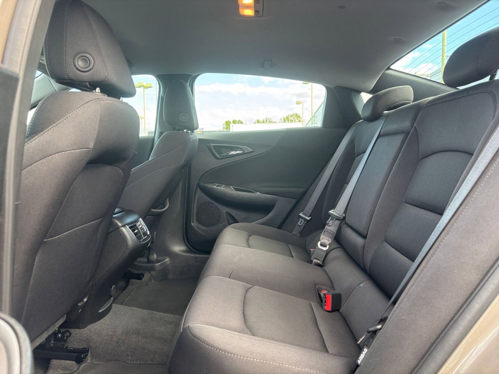 Used 2024 Chevrolet Malibu LT FWD image 27