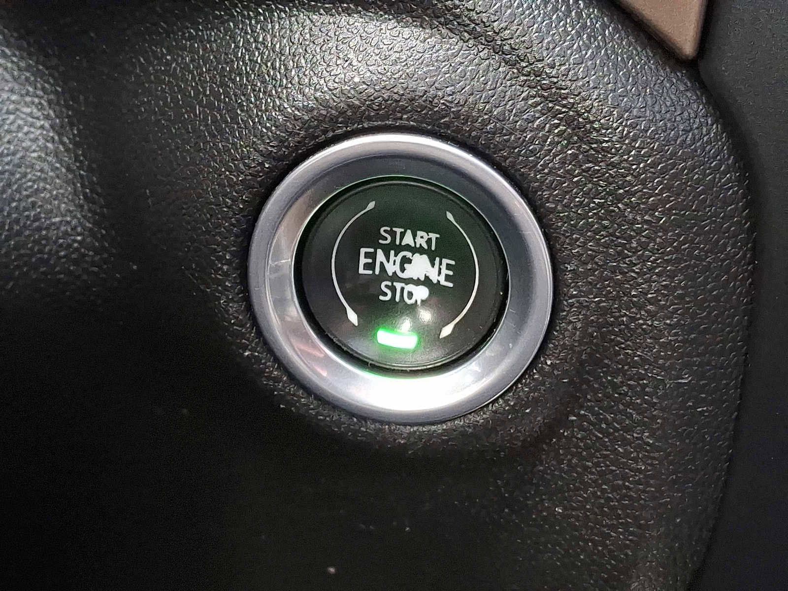 Used 2021 Chevrolet Silverado 1500 High Country w/ Technology Package image 18