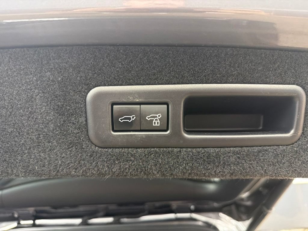 Used 2022 Lexus RX 450hL AWD w/ Special Edition image 41