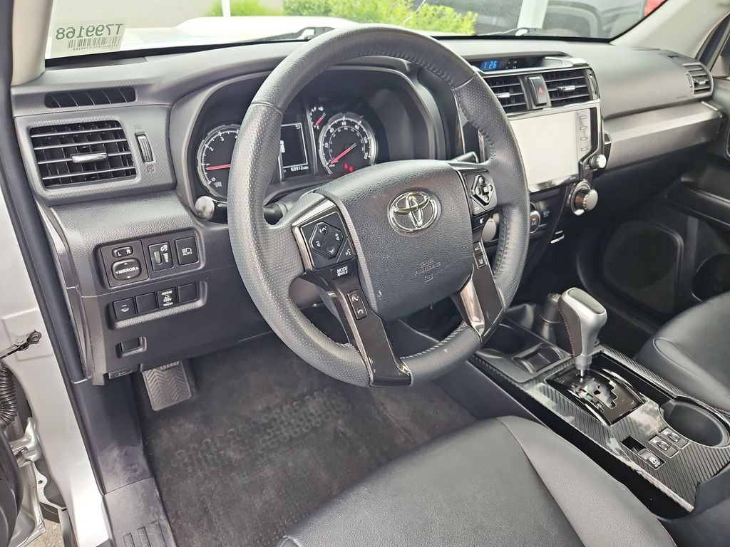 Used 2020 Toyota 4Runner TRD Off-Road Premium w/ Moonroof Package AWD/4WD image 13
