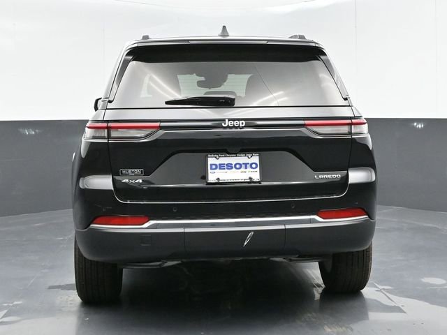 Used 2024 Jeep Grand Cherokee Laredo X image 7