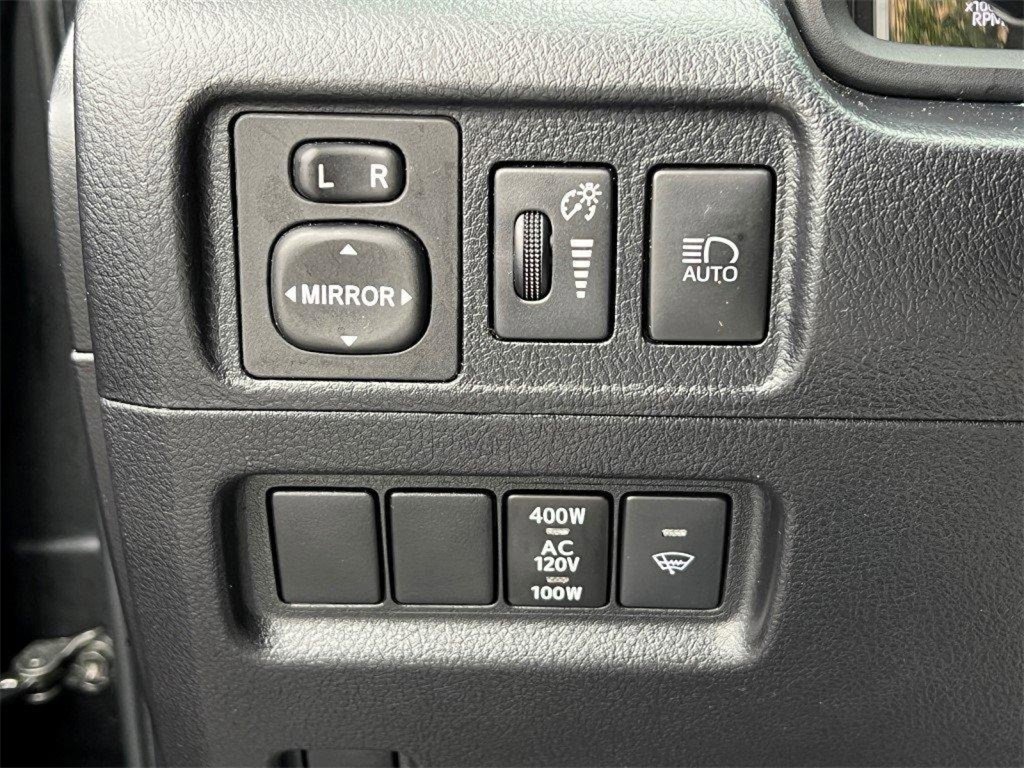Used 2022 Toyota 4Runner SR5 Premium image 35