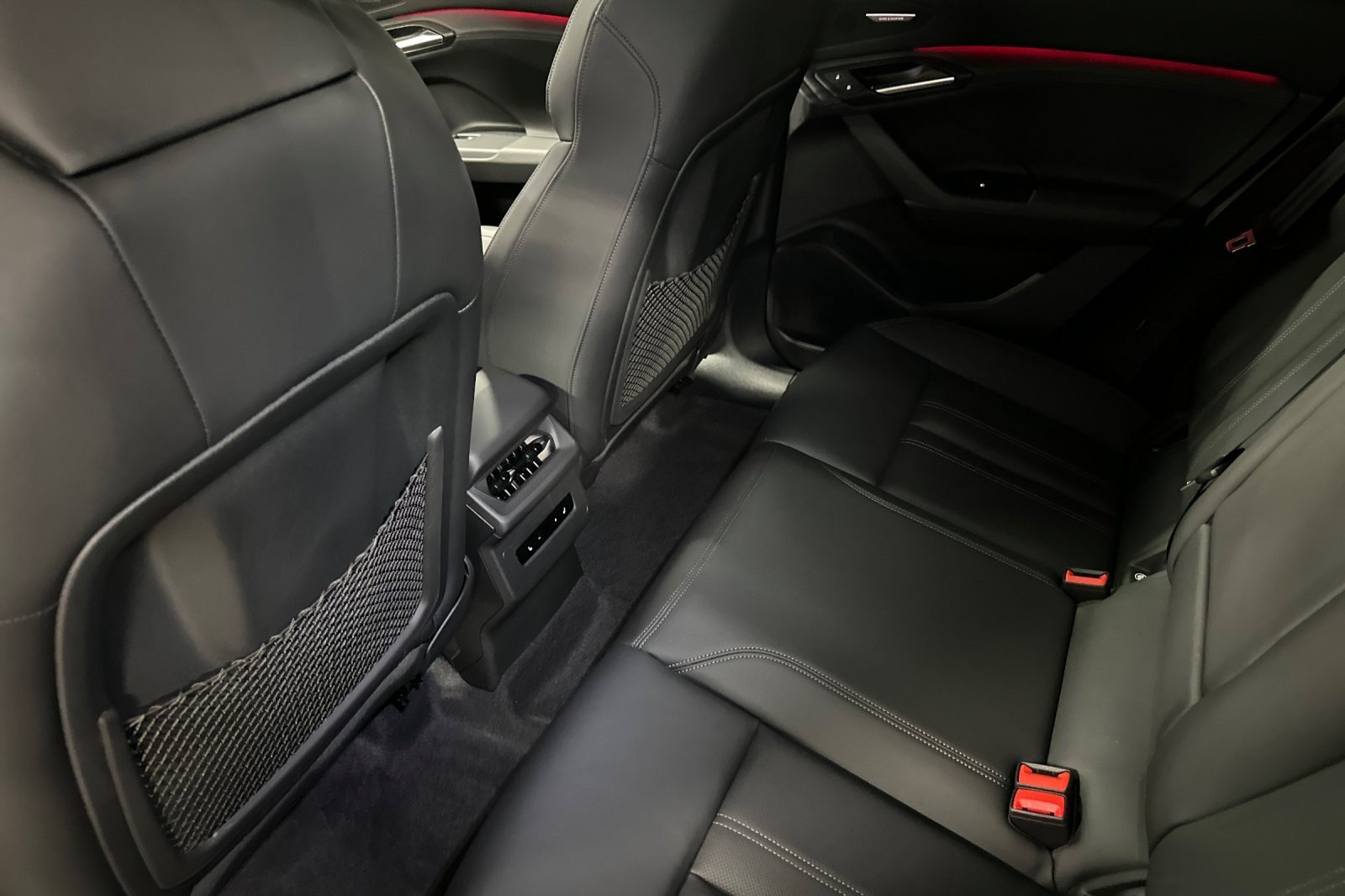 New 2027 Audi Q6 e-tron Premium Plus AWD/4WD image 11