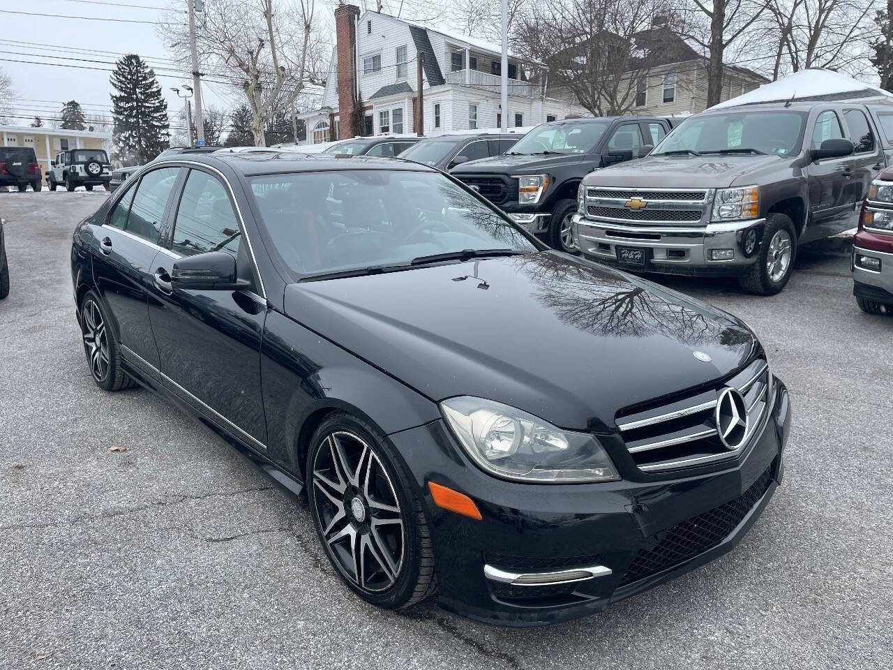Used 2013 Mercedes-Benz C 300 4MATIC Sedan image 8
