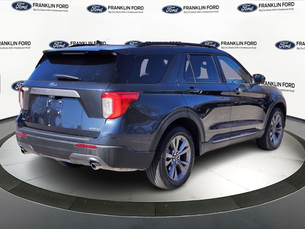 Certified 2022 Ford Explorer XLT w/ Equipment Group 202A image 5