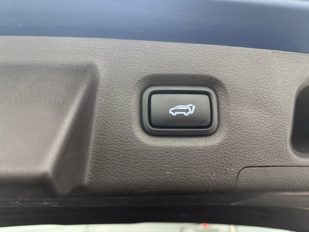 Used 2019 Hyundai Santa Fe FWD image 22