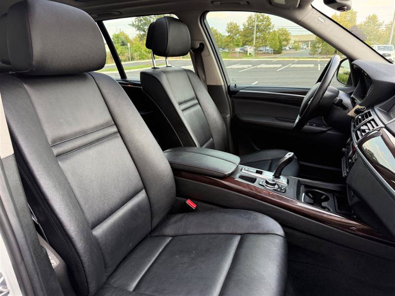 Used 2011 BMW X5 xDrive35d AWD/4WD image 34