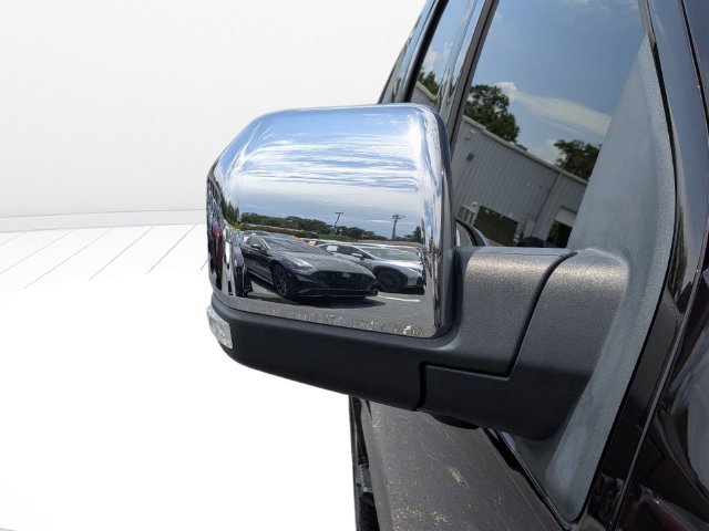 Used 2018 Ford F150 Platinum w/ Equipment Group 701A Luxury AWD/4WD image 11