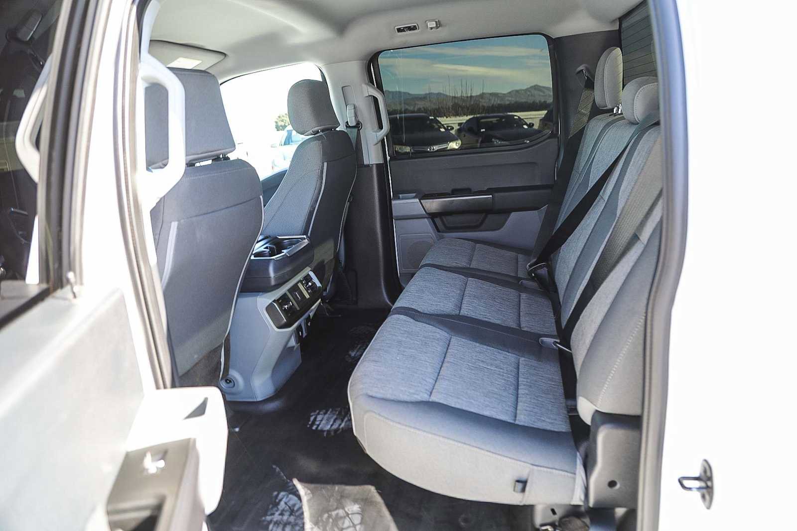 Used 2022 Ford F150 XL w/ Trailer Tow Package image 18