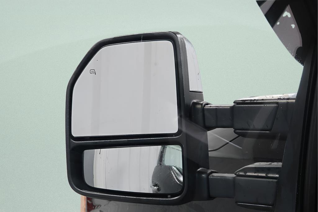 Used 2017 Ford F250 Lariat w/ Lariat Ultimate Package image 24