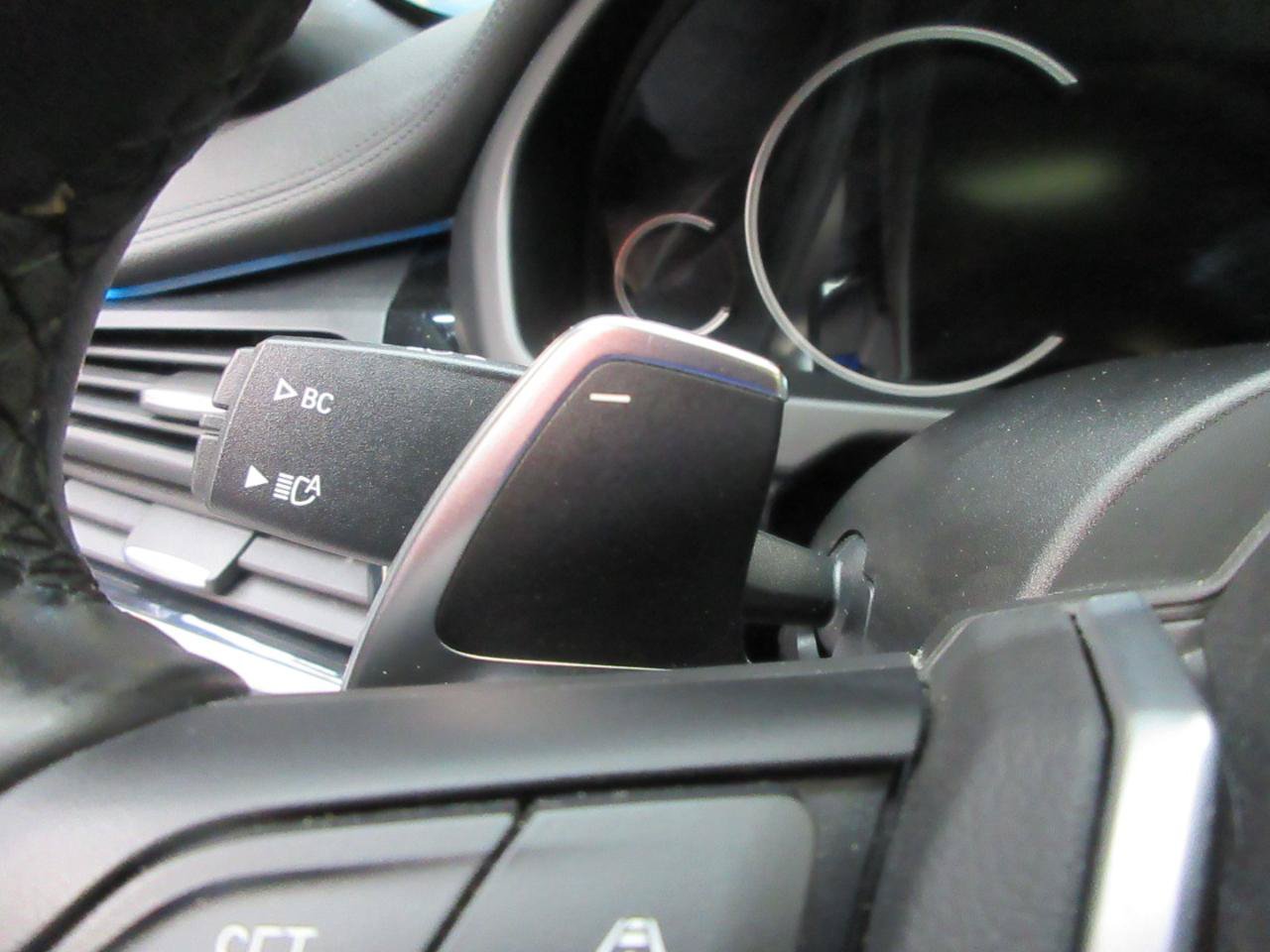 Used 2019 BMW X6 xDrive35i w/ Premium Package Enhanced AWD/4WD image 19