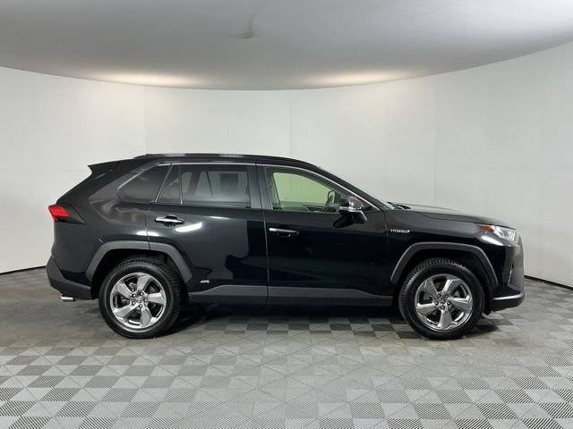 Used 2020 Toyota RAV4 Limited AWD/4WD image 4
