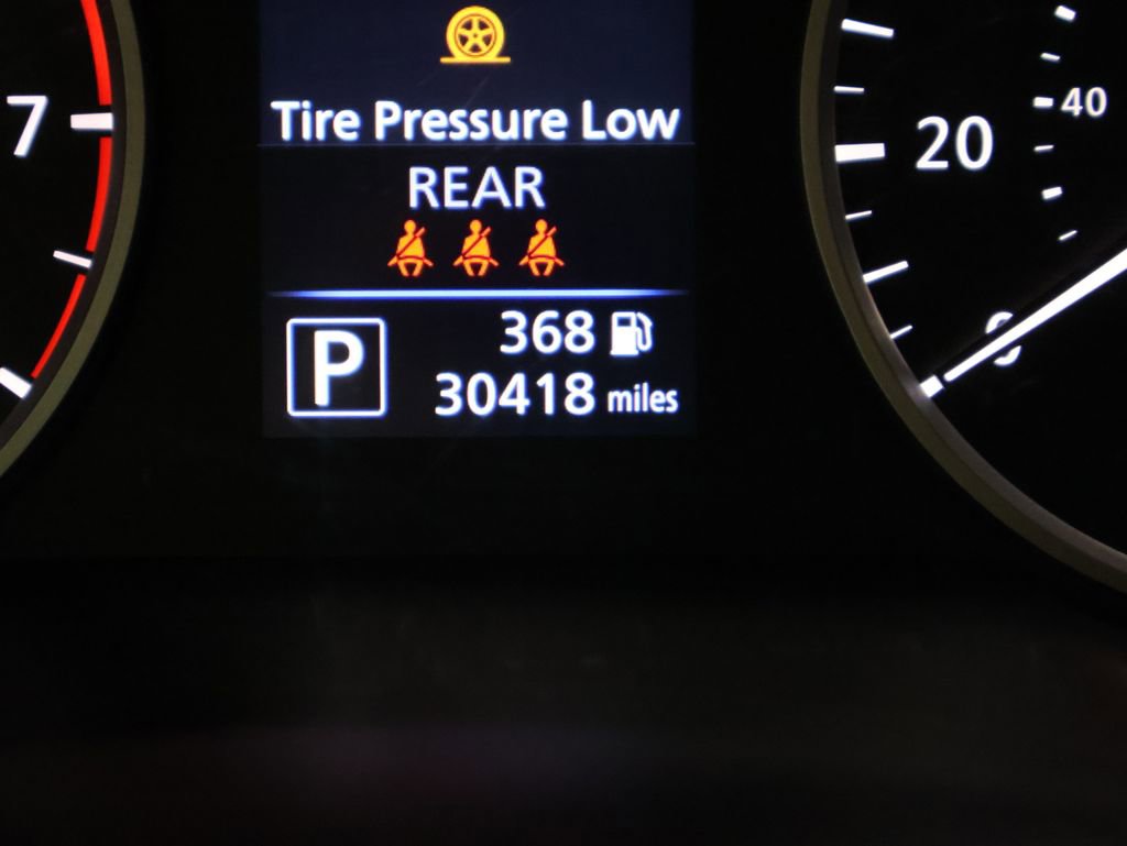 Used 2024 Nissan Sentra S image 38