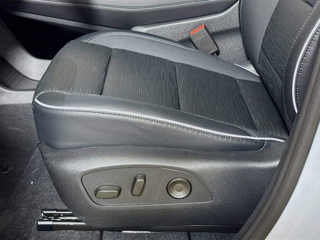 New 2026 Buick Enclave Sport Touring w/ Power Package FWD image 17