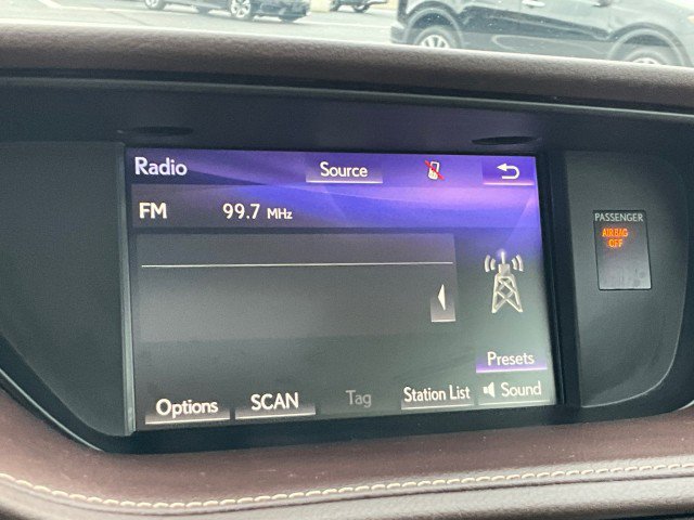 Used 2018 Lexus ES 350 w/ Luxury Package w/Wood Trim FWD image 23