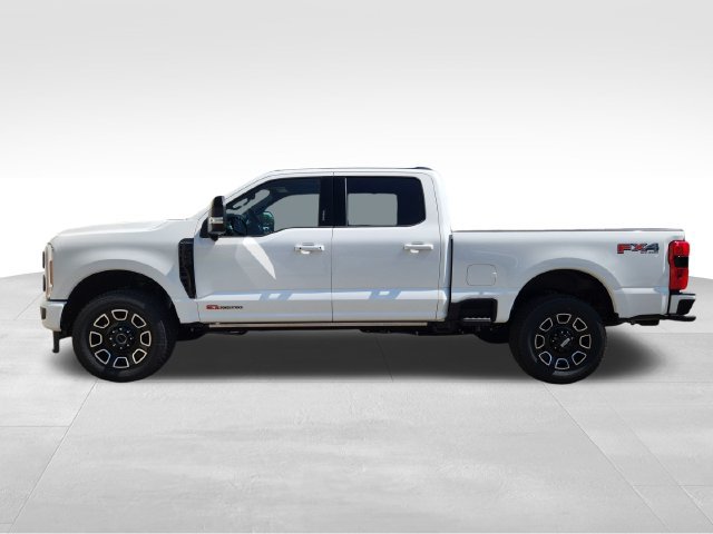 New 2026 Ford F350 Platinum w/ FX4 Off-Road Package AWD/4WD image 5