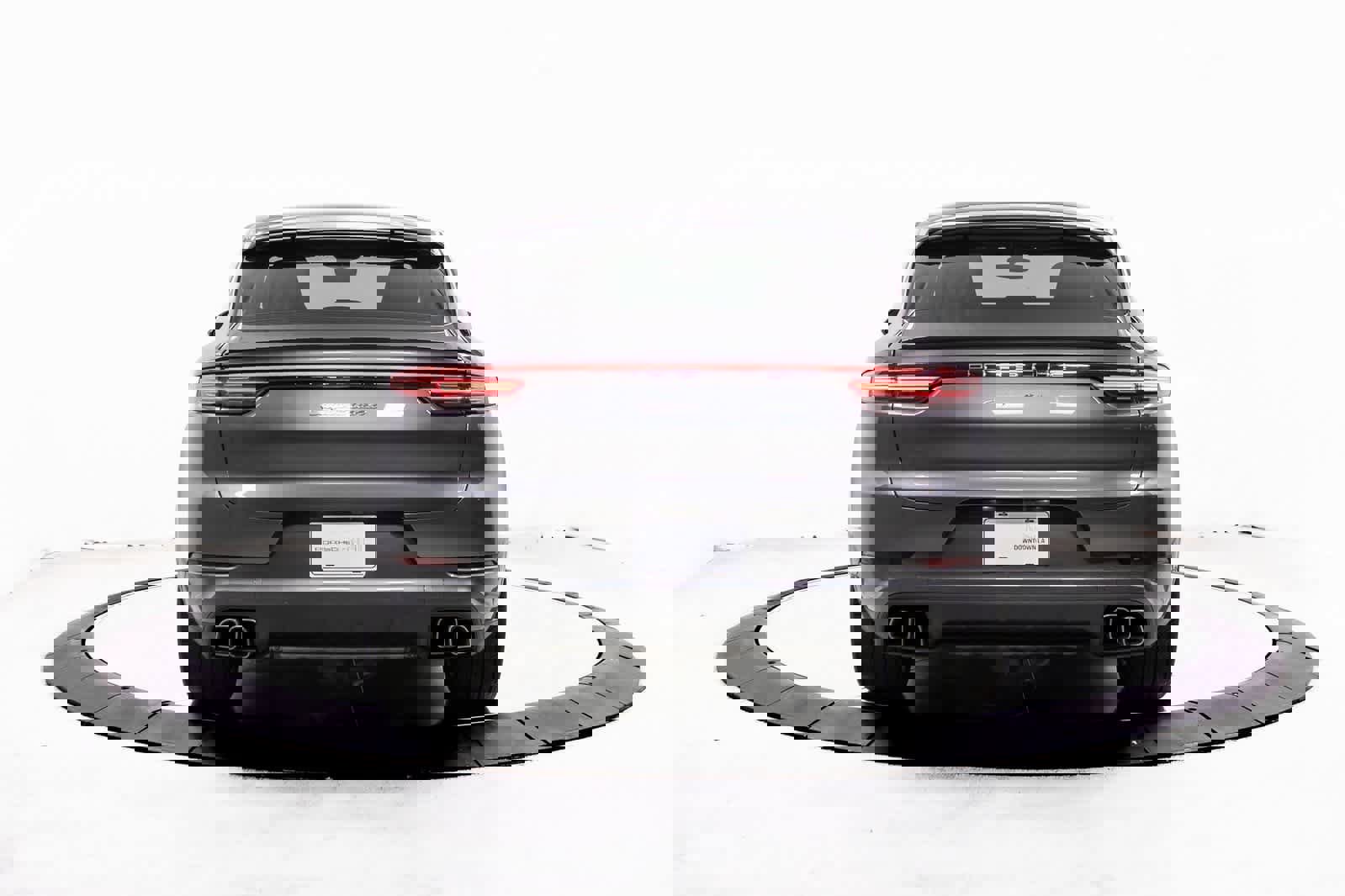 Certified 2022 Porsche Cayenne Turbo image 6