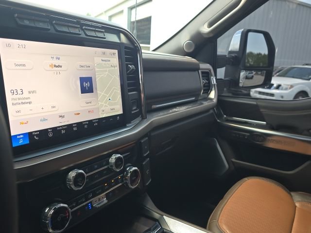 Used 2024 Ford F350 King Ranch w/ Chrome Package image 28