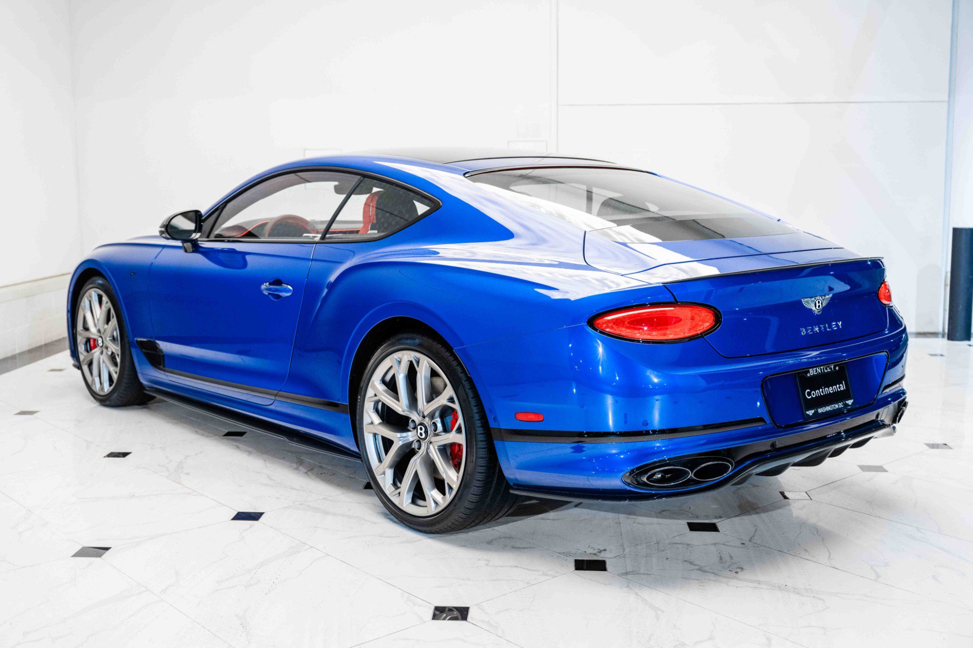 New 2024 Bentley Continental GT V8 image 3
