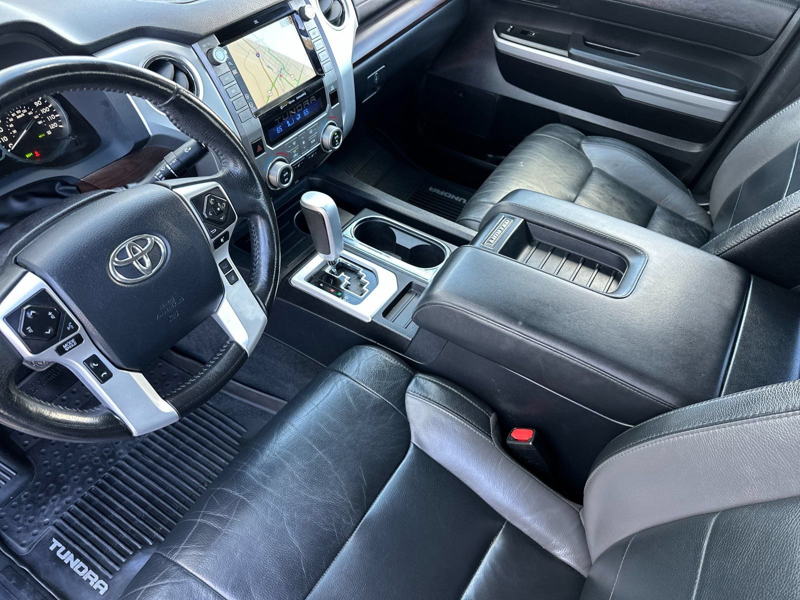 Used 2020 Toyota Tundra Limited w/ Limited Premium Package AWD/4WD image 10