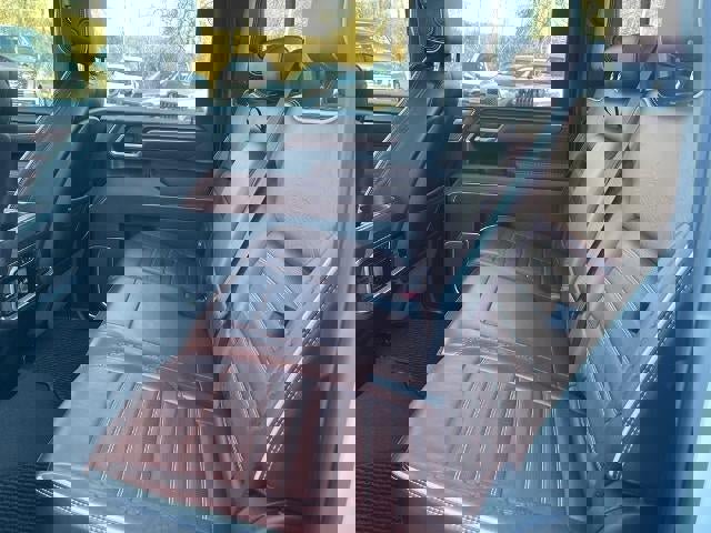 Used 2024 GMC Sierra 2500 Denali Ultimate image 19