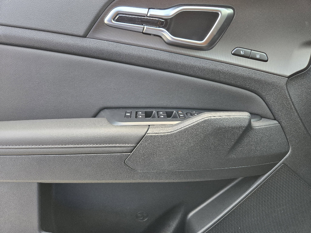 New 2026 Kia Sportage SX image 16