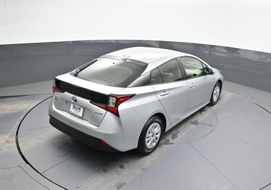Certified 2022 Toyota Prius LE image 36