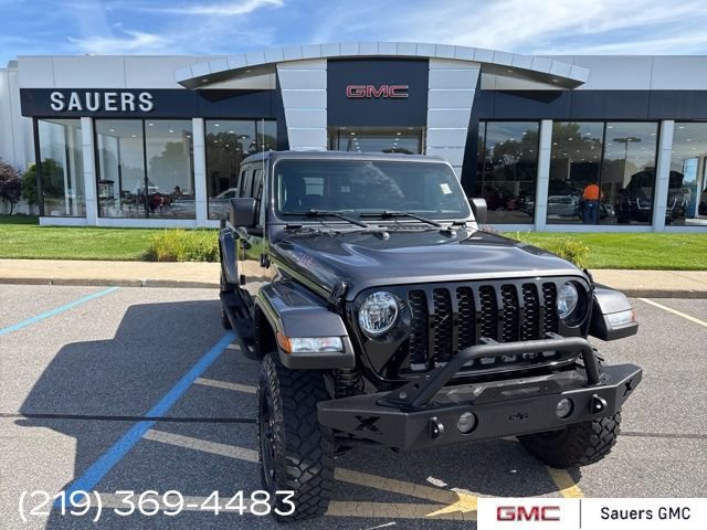 Used 2021 Jeep Gladiator Sport image 1