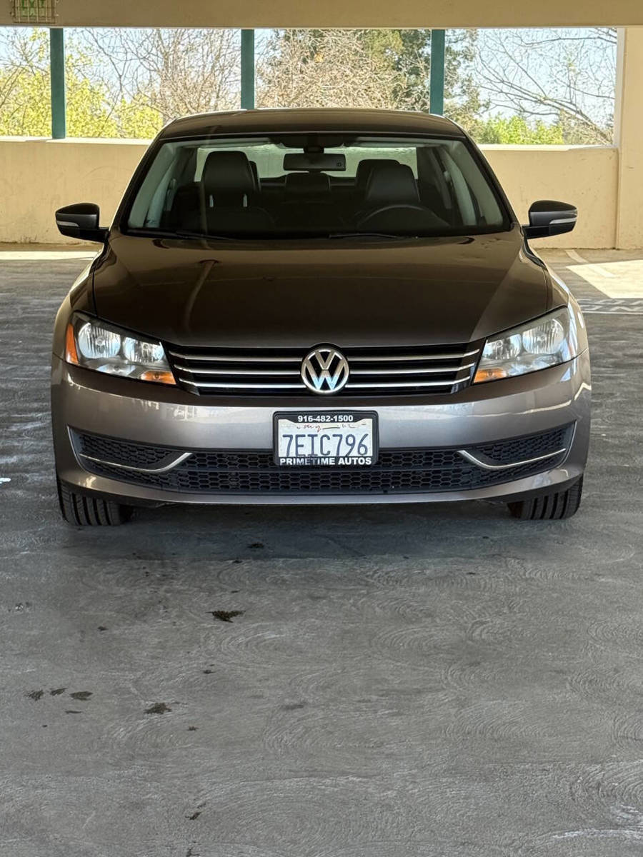 Used 2014 Volkswagen Passat 1.8T SE FWD image 2