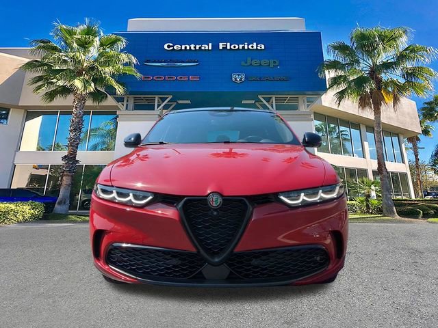 Used 2024 Alfa Romeo Tonale Veloce AWD/4WD image 3