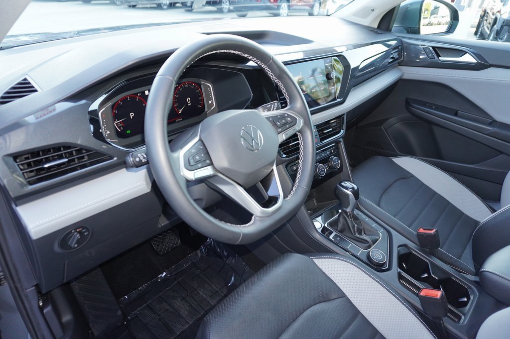 Used 2023 Volkswagen Taos SEL image 13