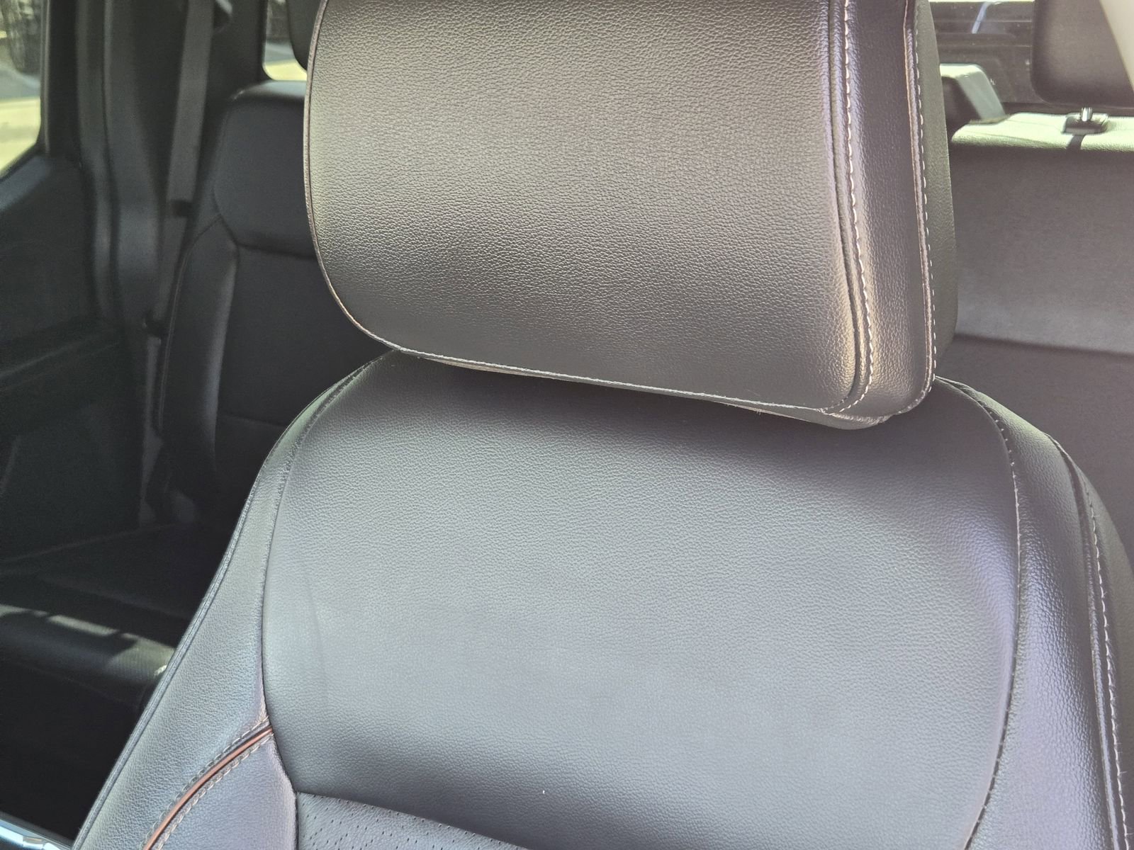 Certified 2024 Ford F350 Lariat w/ Sport Appearance Package image 16