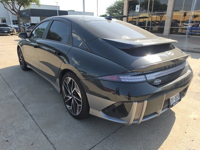 Used 2023 Hyundai Ioniq 6 SEL RWD image 2
