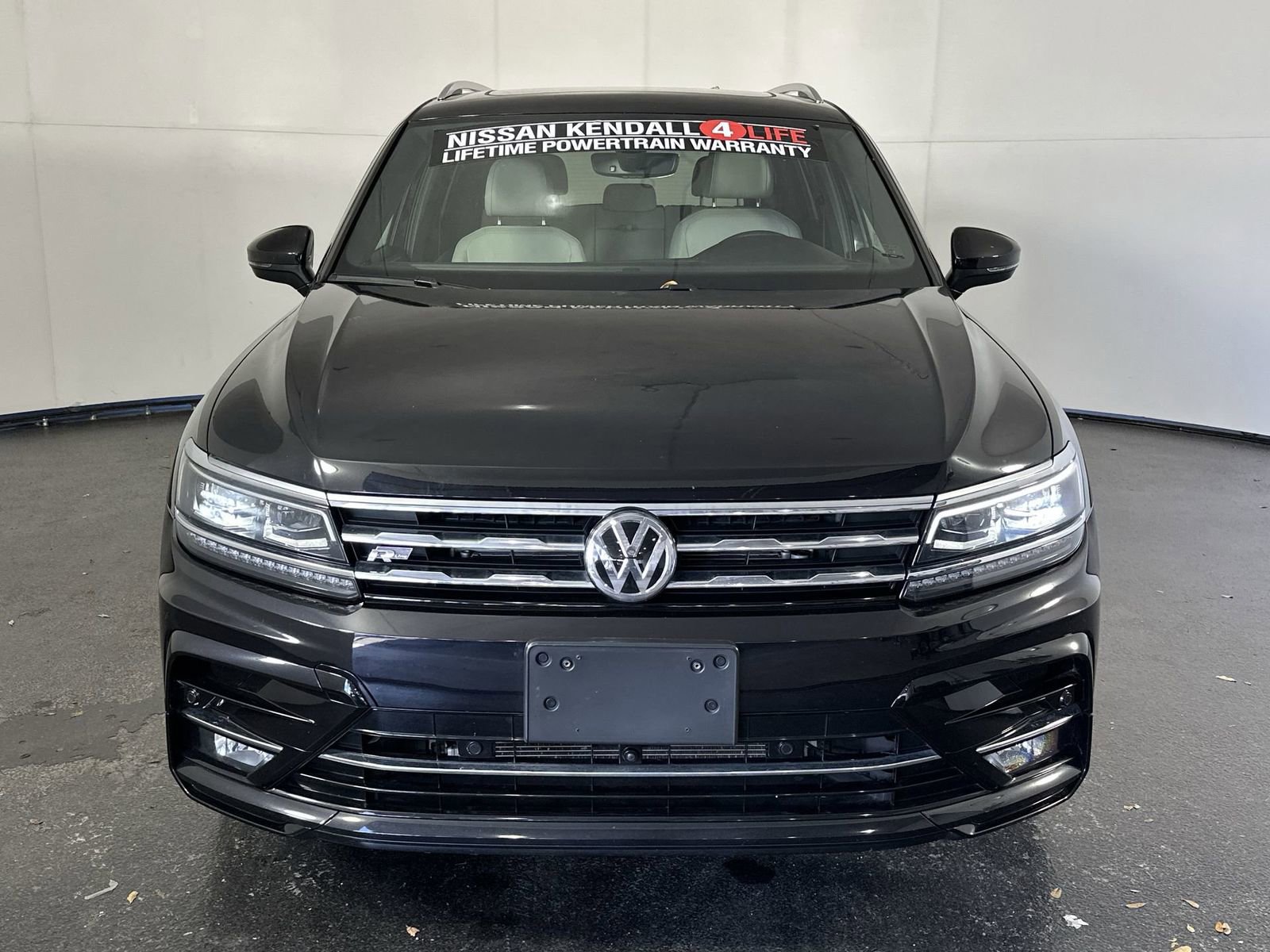 Used 2020 Volkswagen Tiguan SEL Premium R-Line image 4