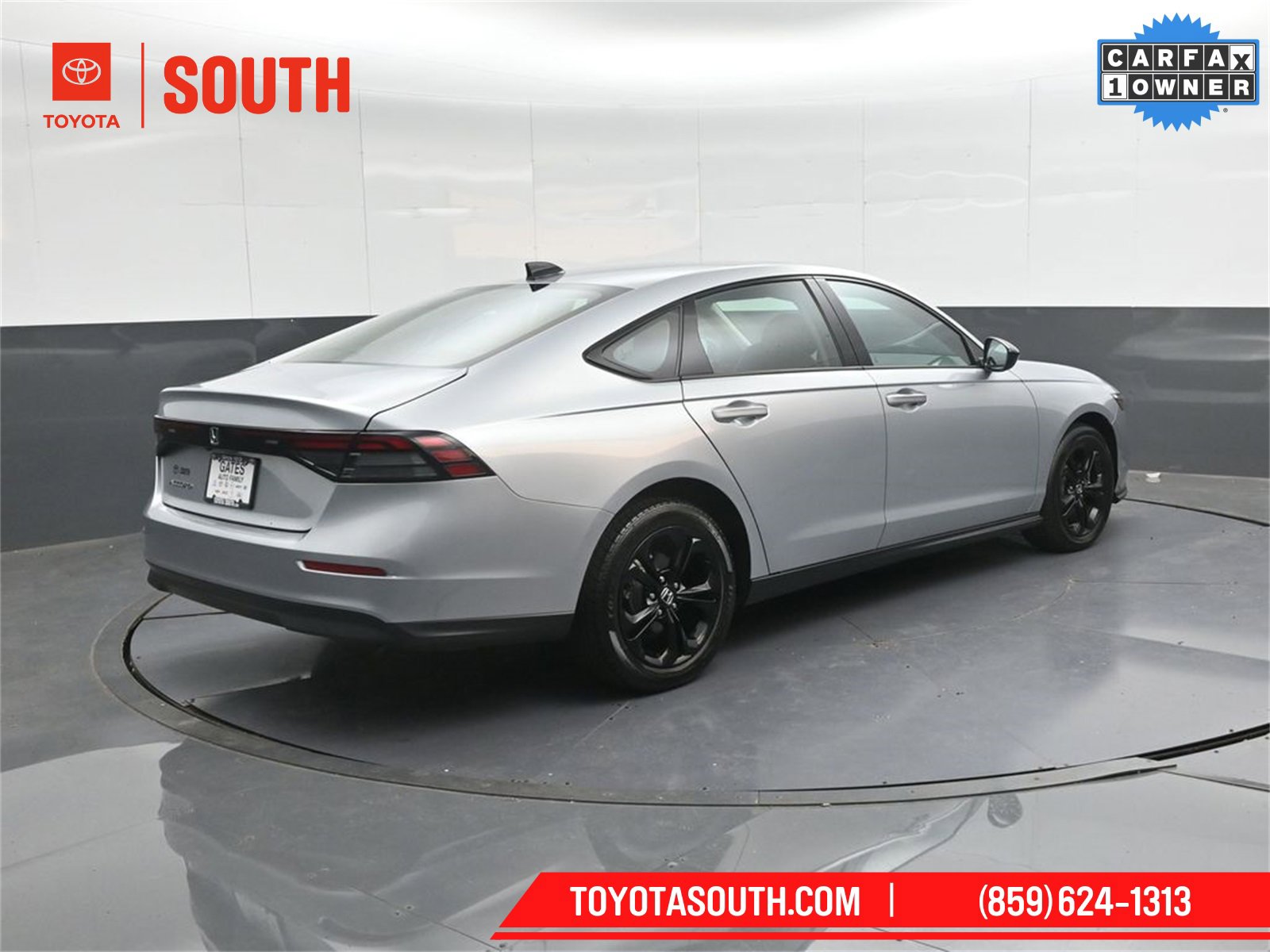 Used 2025 Honda Accord SE image 2